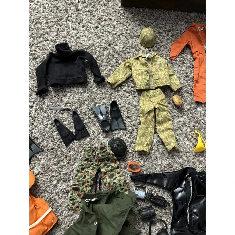 Vintage 1964 Hasbro GI Joe 12